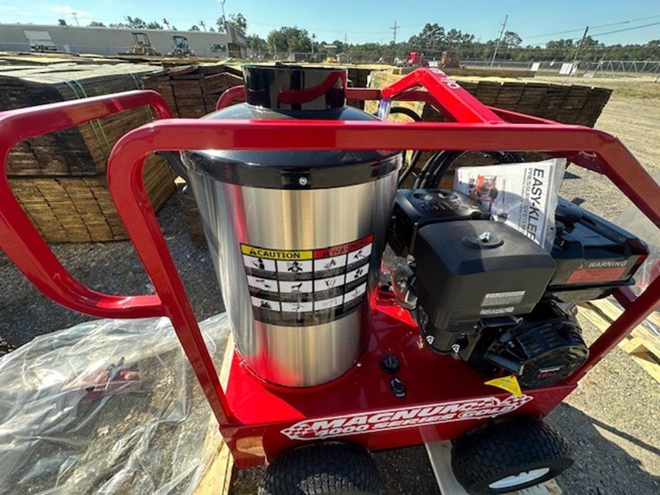 #24699-•-magnum-4000-series-gold-pressure-washer-image-17