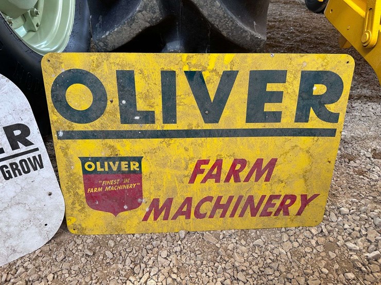 (2)-reproduction-oliver-signs-image-3