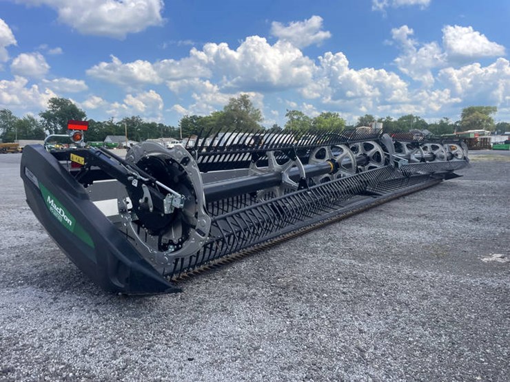 2023-mac-don-fd240-image-14