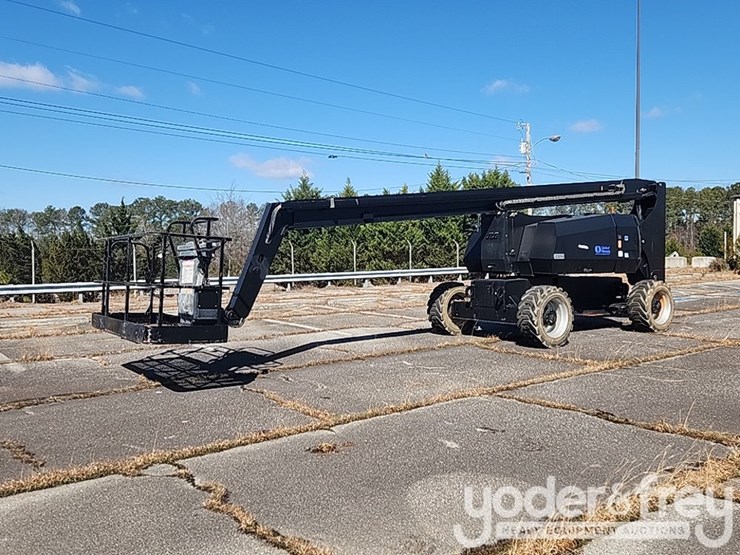 2014-jlg-800aj-image-1