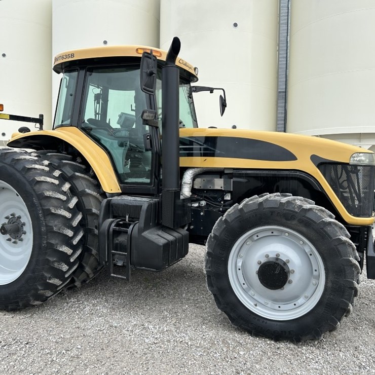 2005 CHALLENGER MT635B