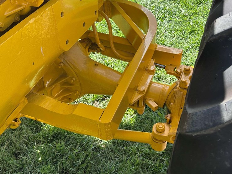 minneapolis-moline-g850-image-39