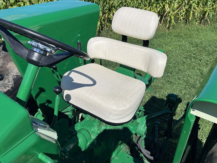 oliver-1750-image-50