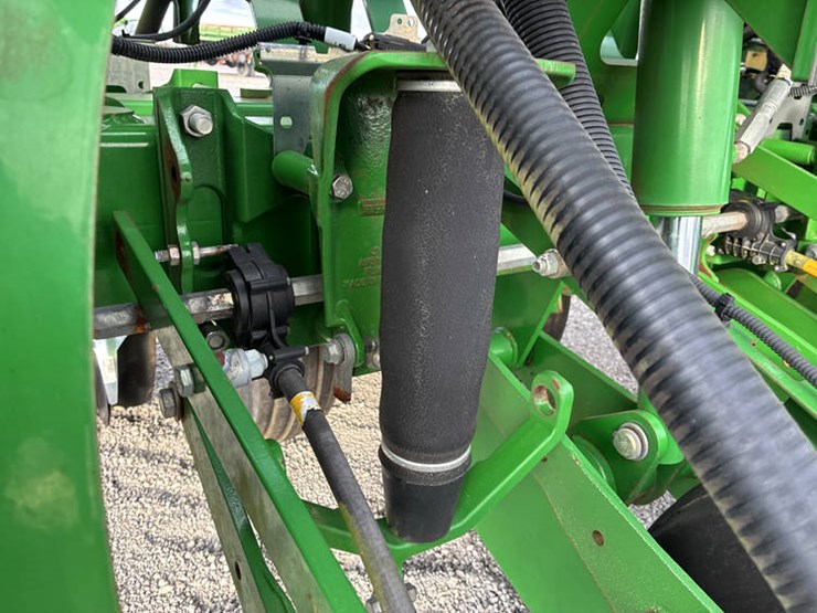 2018-john-deere-1795-image-20