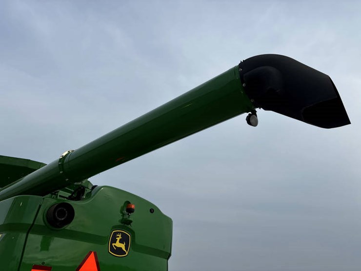 2018-john-deere-s780-image-29