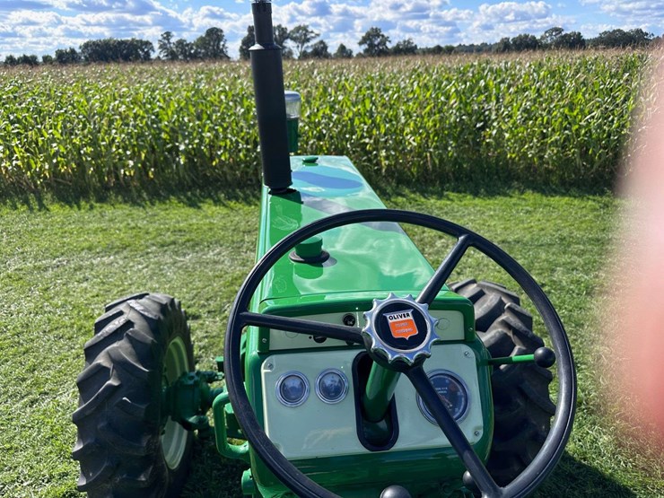 oliver-1600-image-25