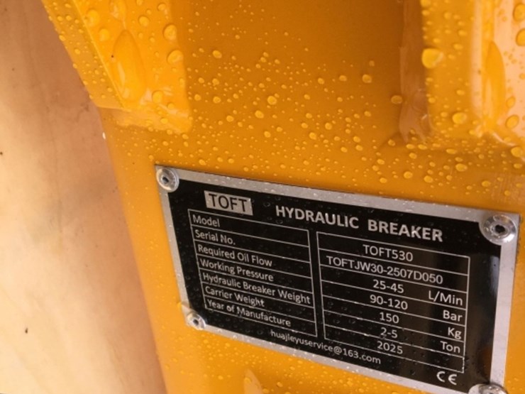 caterpillar-304-image-4