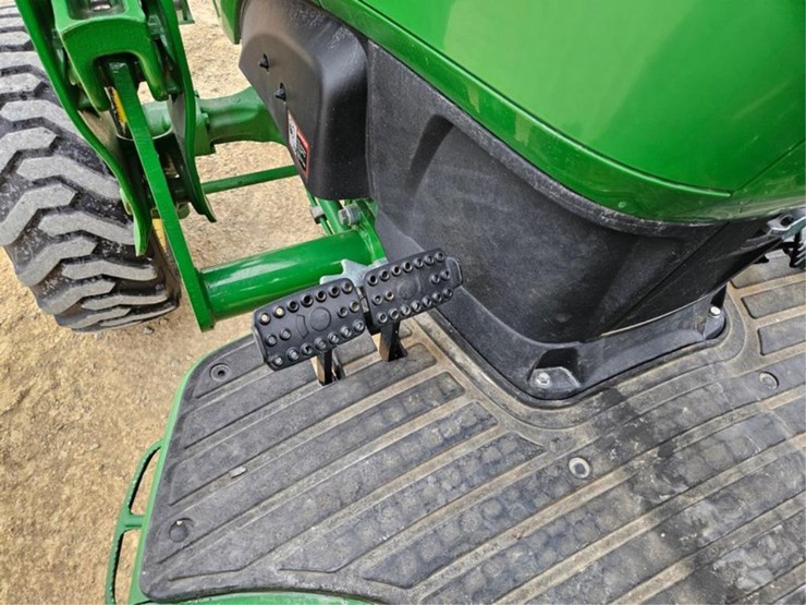 #3087-•-john-deere-4066-4x4-tractor,-h180-loader-image-32