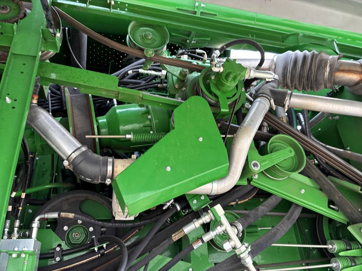 2018-john-deere-s780-image-56