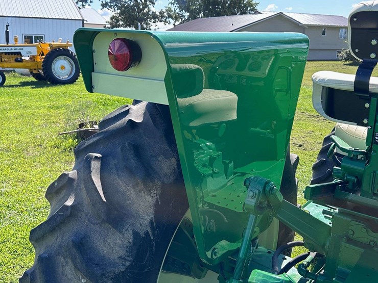 oliver-1750-image-33