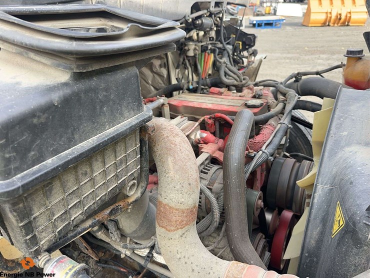 2017-international-durastar-4300-image-14