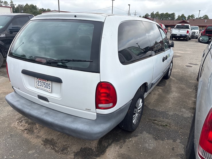 dodge-caravan-image-3