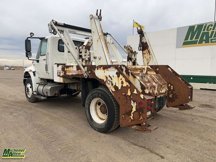 2010-international-durastar-4400-image-3