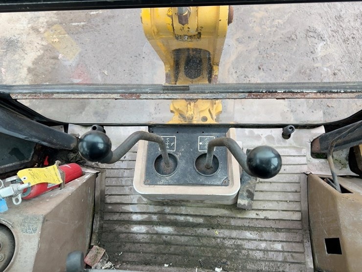 1992-john-deere-310d-image-25