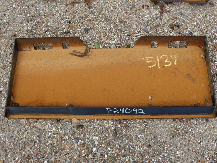 #5139-•-2025-wolverine-1/4-inch-quick-attach-mount-plate-image-1