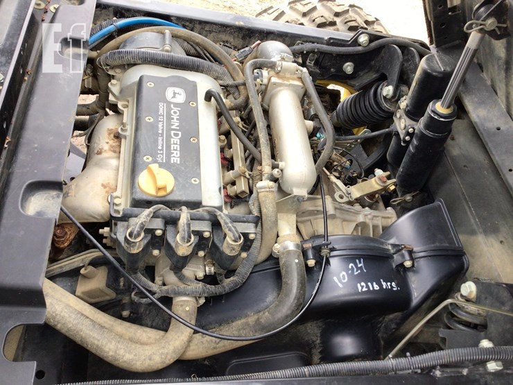 john-deere-gator-xuv-825i-image-18