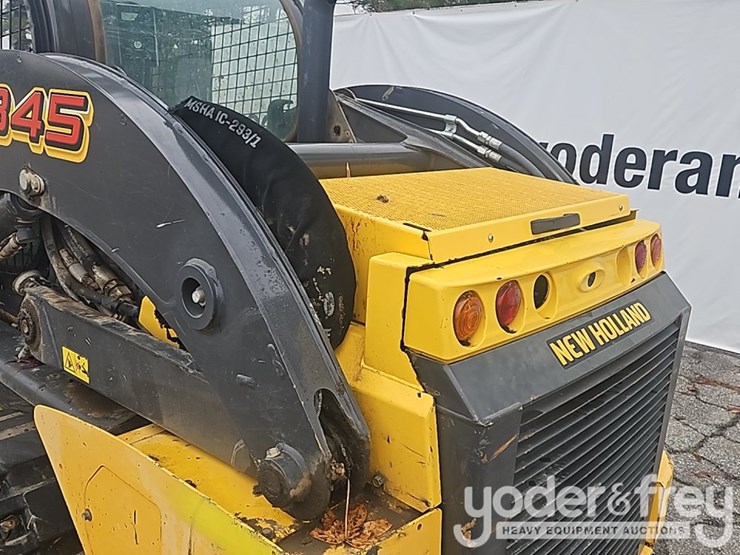 2020-new-holland-c345-image-22