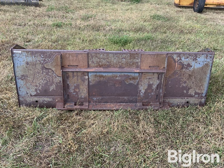 skid-steer-loader-bucket-image-6