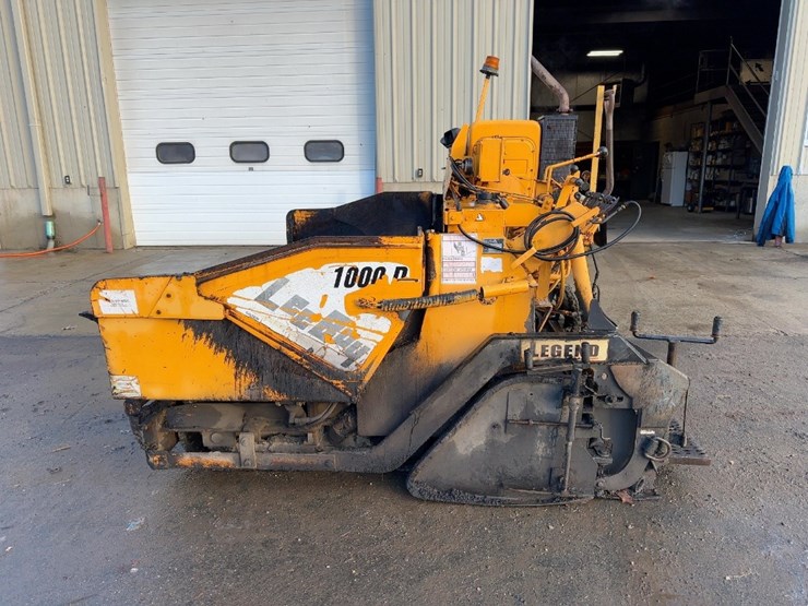 2006-leeboy-l1000t-tracked-asphalt-paver-image-2