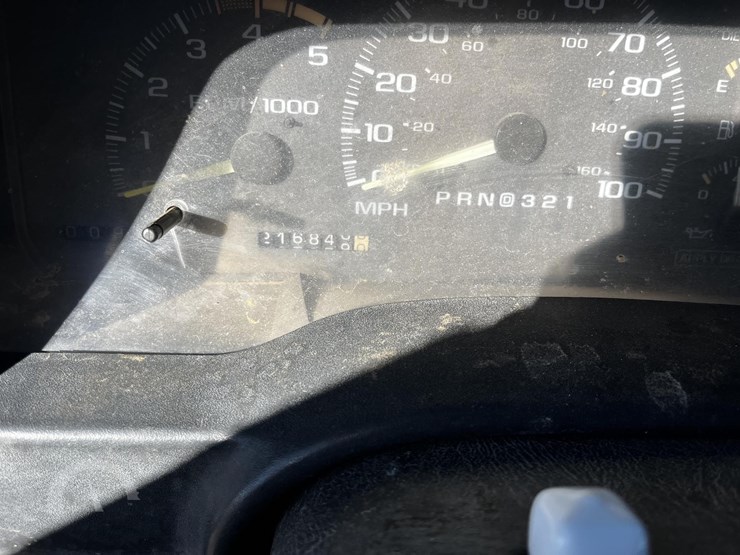 1997-gmc-sierra-2500-sl-image-5