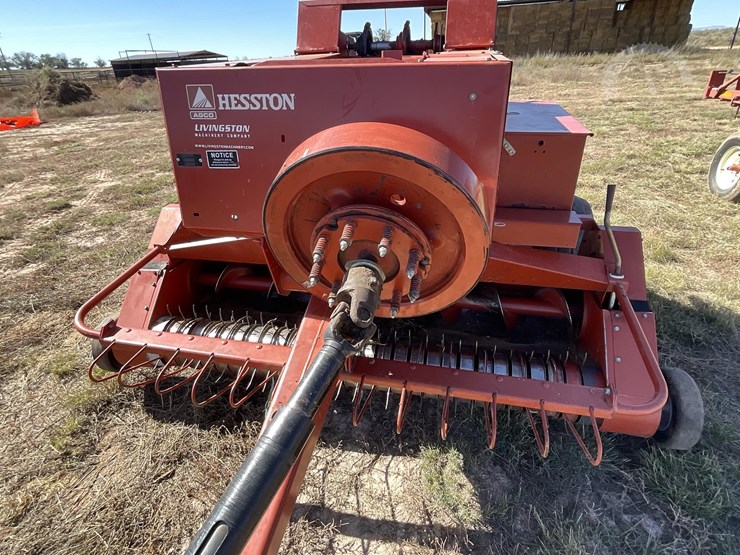 2001-hesston-4590-image-14