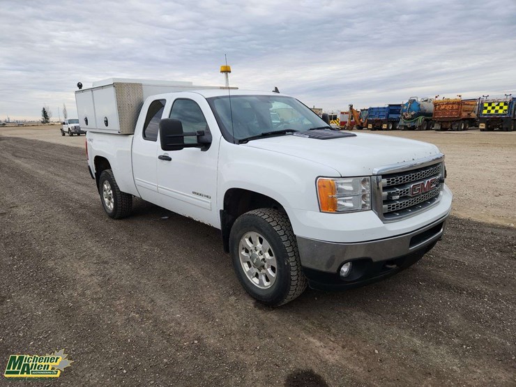 2013-gmc-sierra-2500hd-sle-image-7