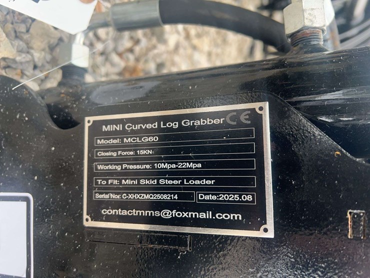 mini-curved-log-grabber-image-4