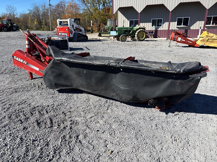 case-ih-md82-image-7