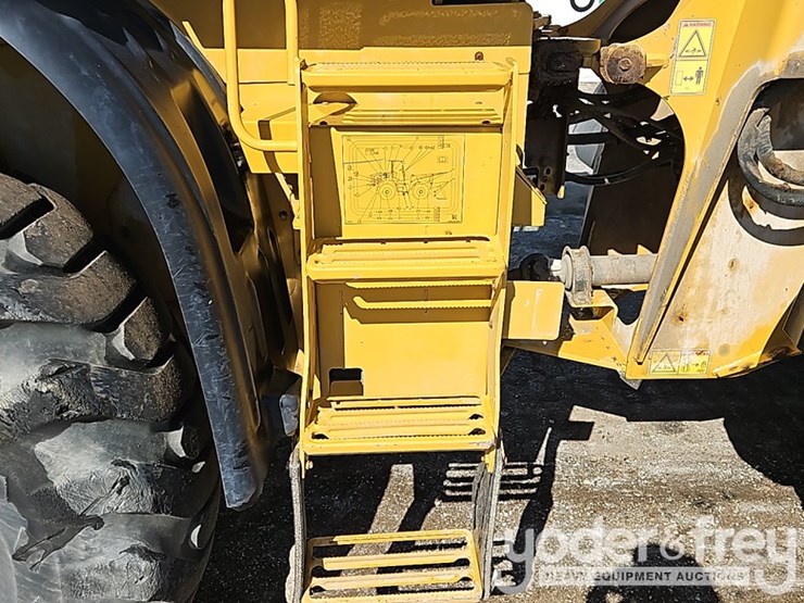 2018-caterpillar-914m-image-21