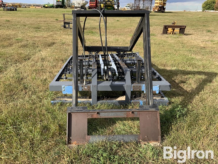 hoelscher-210-bale-grapple-forks-image-6