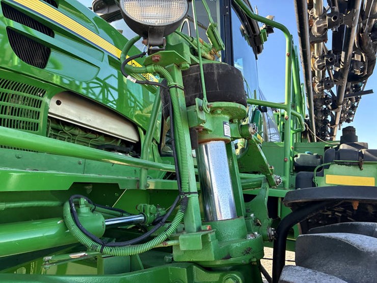 2014-john-deere-4830-image-53