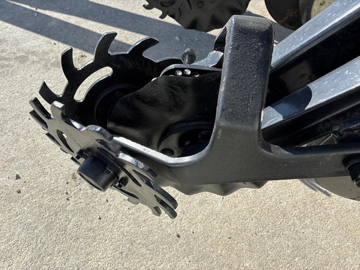 2014-kinze-3000-image-57