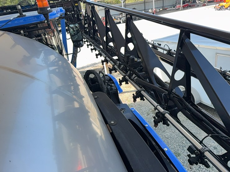 2023-new-holland-sp.310f-image-121