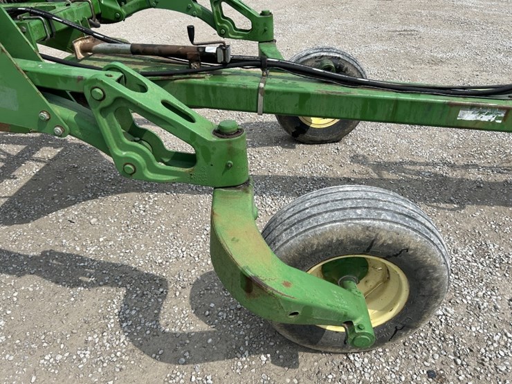 2002-john-deere-2400-image-14