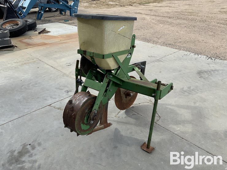 western-alfalfa-gopher-killer-image-5