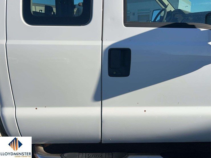 2009-ford-f250-image-33