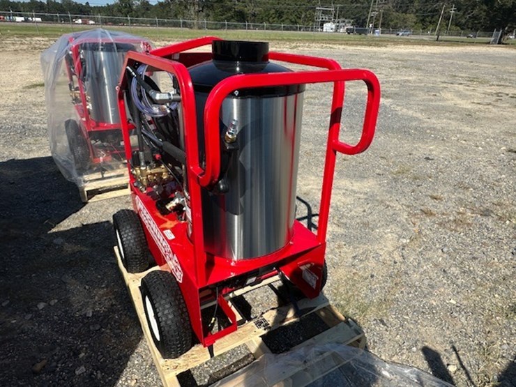 #24699-•-magnum-4000-series-gold-pressure-washer-image-4