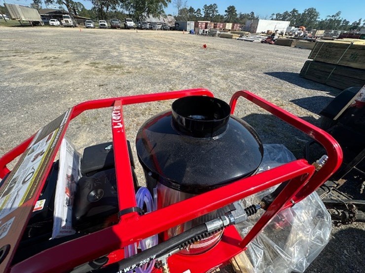 #24699-•-magnum-4000-series-gold-pressure-washer-image-9