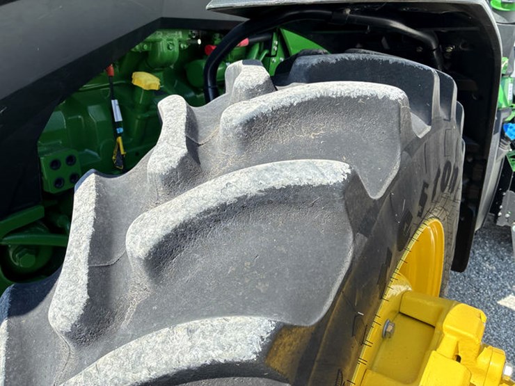 2023-john-deere-8r-370-image-50