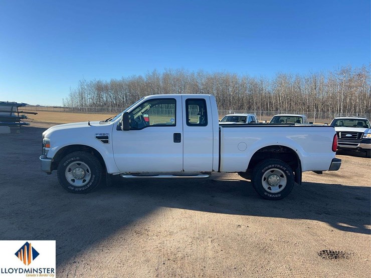 2009-ford-f250-image-13