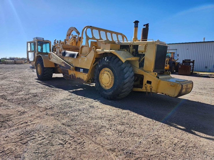 1980-caterpillar-627b-push-pull-scraper-image-4