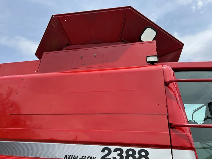 2006-case-ih-2388-image-25