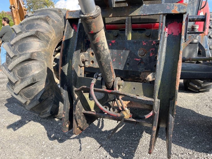 case-ih-5140-image-10
