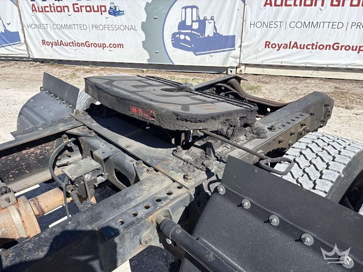 international-durastar-4300-image-7