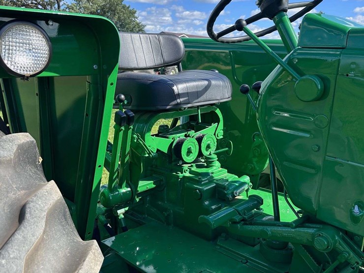 oliver-1600-image-13