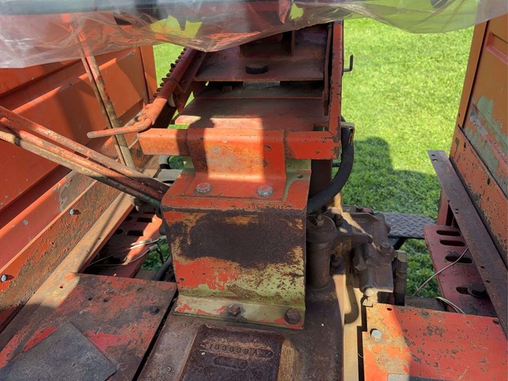 cockshutt-2150-image-68