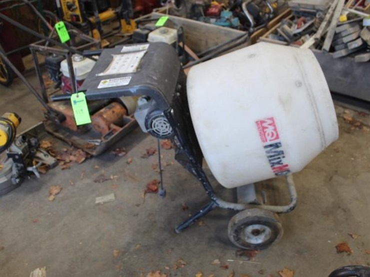 mq-mix-n-go-cement-mixer-image-1