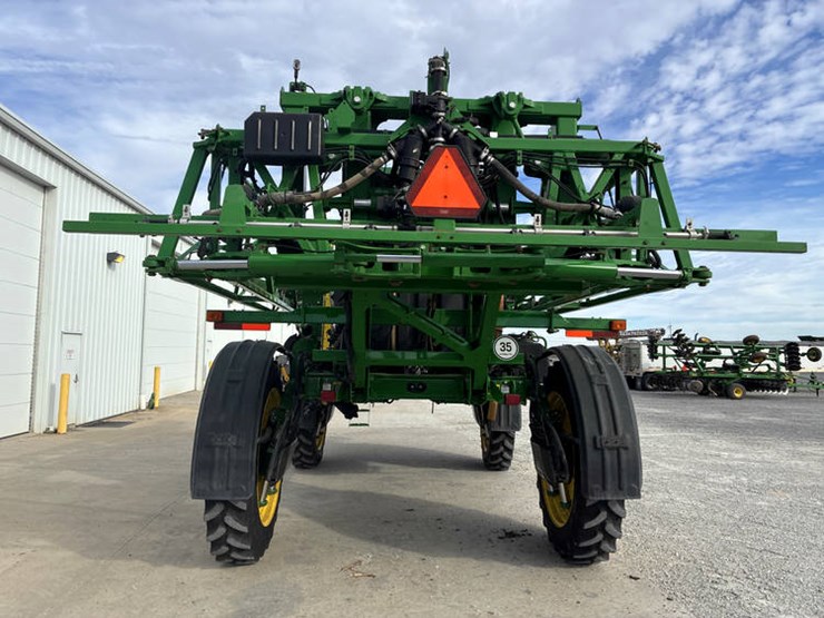 2014-john-deere-r4038-image-6