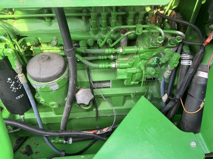 2005-john-deere-9560-sts-image-42