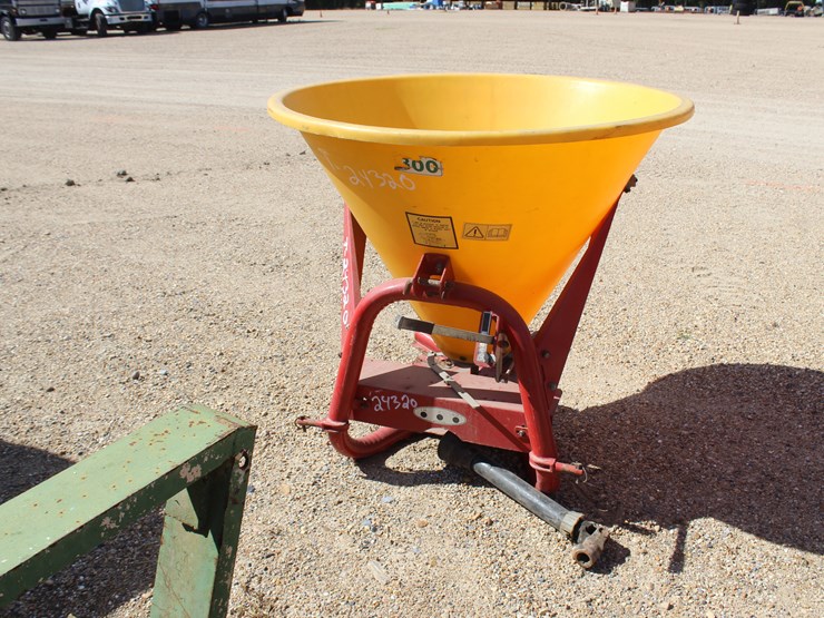 #24320-•-3-point,-300lb-seeder,-yellow-and-red,-pto-driven-image-3